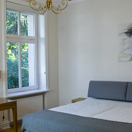 Rentapartments - Garden De Luxe